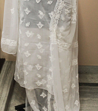 Arwa Unstitched Chikankari Three Piece Suit