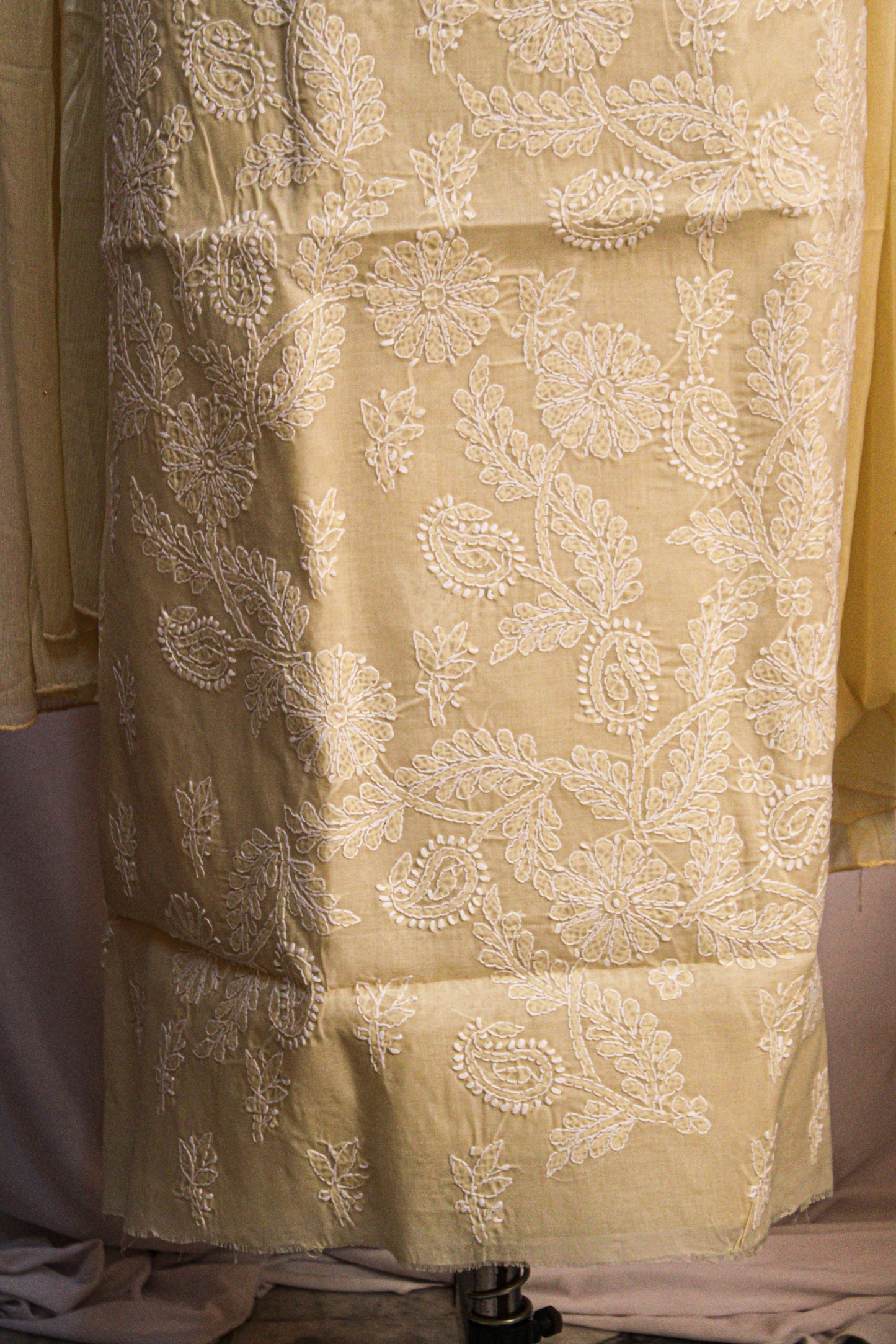 Reyah Cotton Unstitched Three Piece Suit Set
