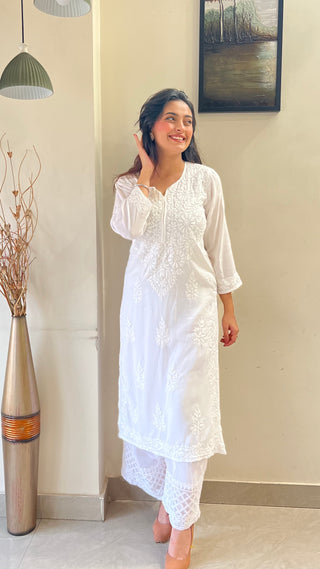 Syra Straight Modal Kurti